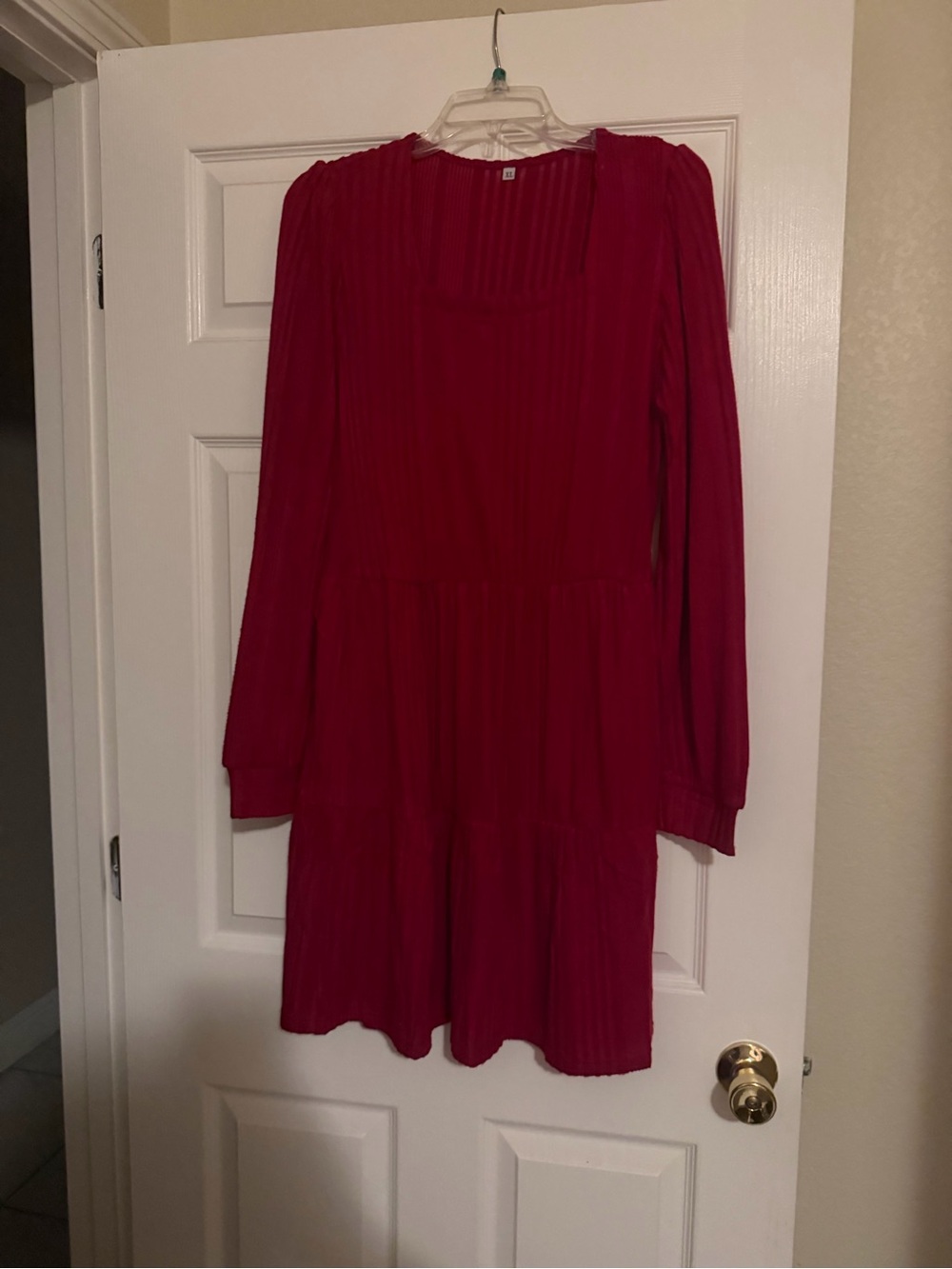 Women’s Red Long-Sleeve Pleated Tiered Dress